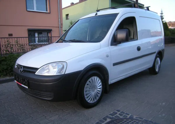 opel combo Opel Combo cena 9950 przebieg: 195000, rok produkcji 2004 z Kłobuck